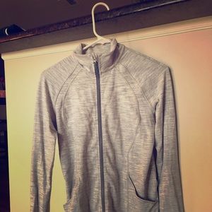 Size 4 excellent condition Lululemon